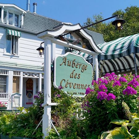Auberge des Cévennes LʼAnse-Saint-Jean Esterno foto